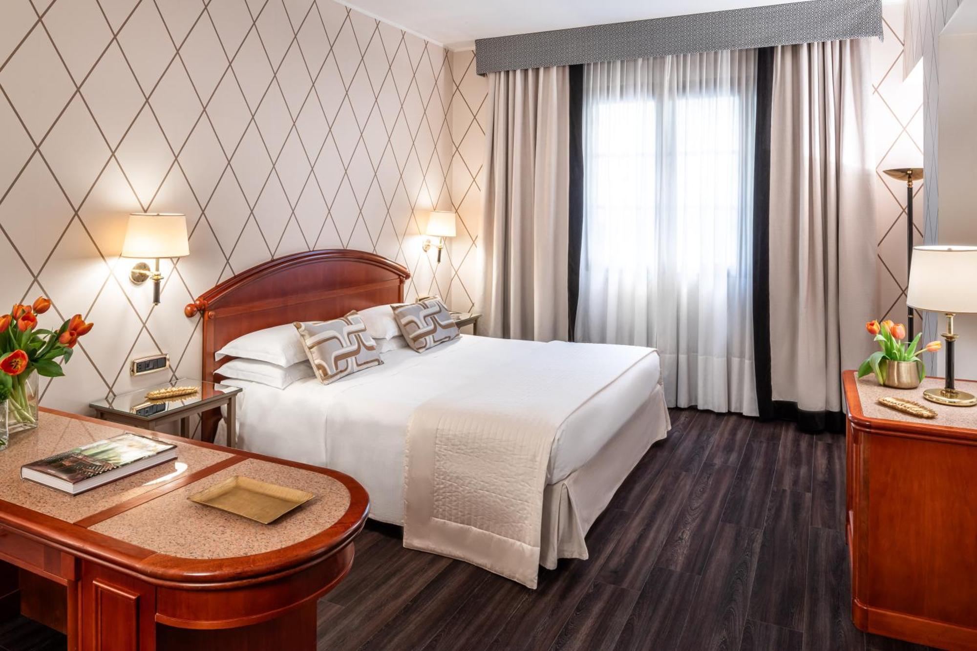 Starhotels Majestic Torino Esterno foto