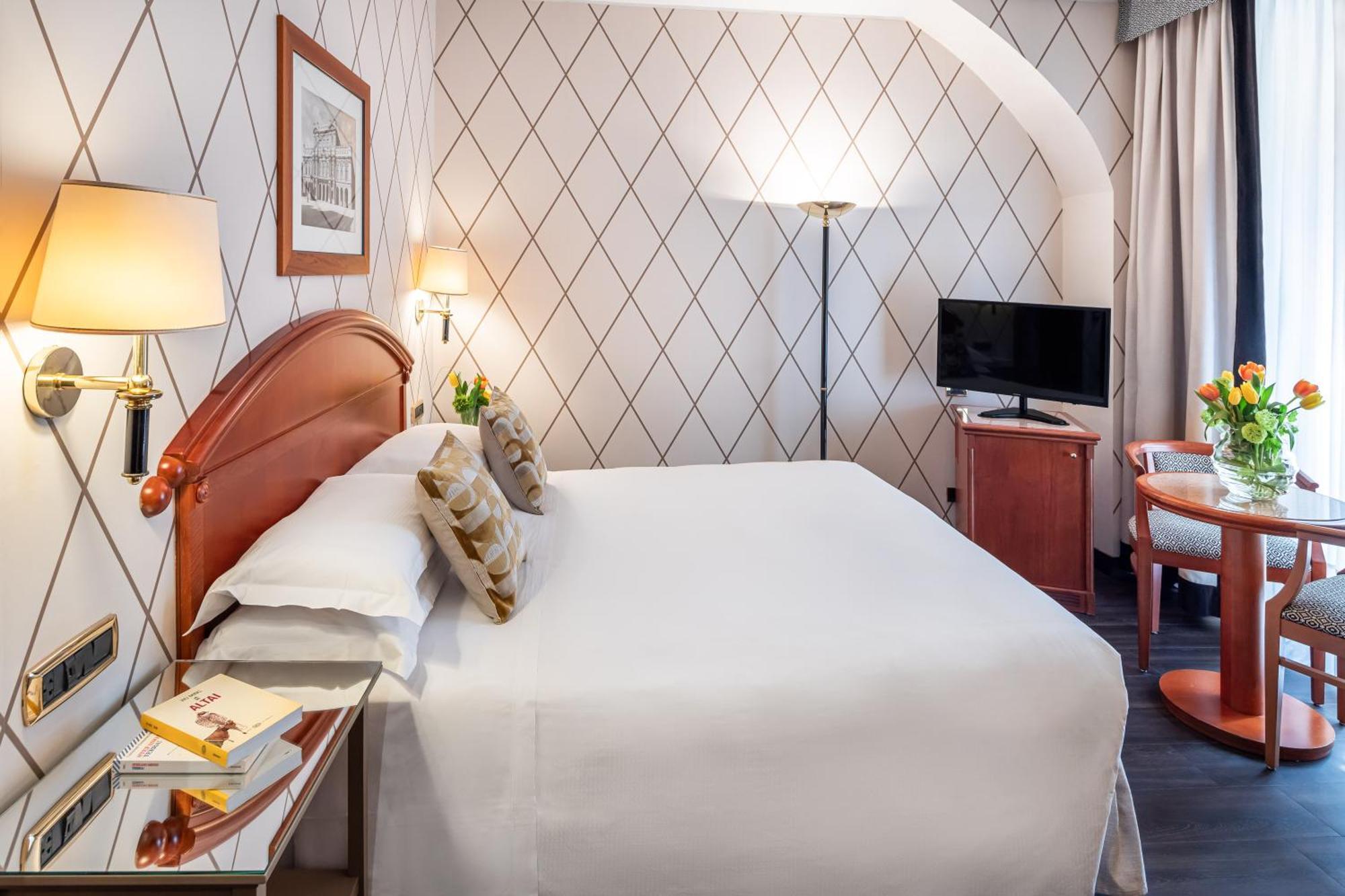 Starhotels Majestic Torino Camera foto